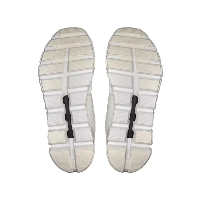 On Running Cloud 6 'Triple White'