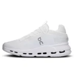 حول تشغيل Cloudnova 2 'All White'