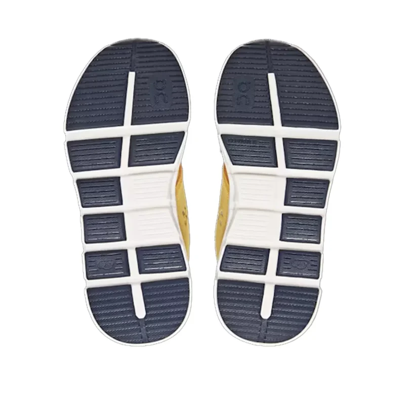 On Running Cloud Play Mustard | White