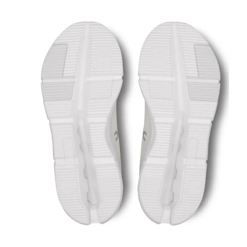 حول تشغيل Cloudnova 2 'All White'