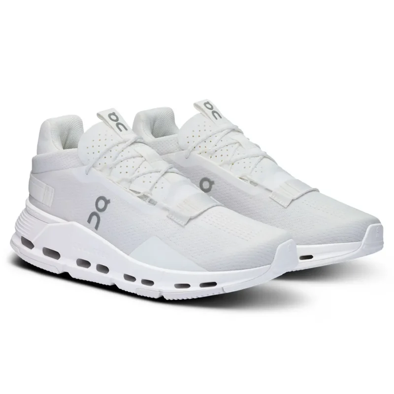 حول تشغيل Cloudnova 2 'All White'
