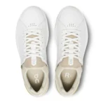 On Running The Roger Advantage 'White Bronze'